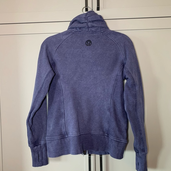 Lulu lemon Cuddle-up Fleece hoodie - Picture 6 of 7